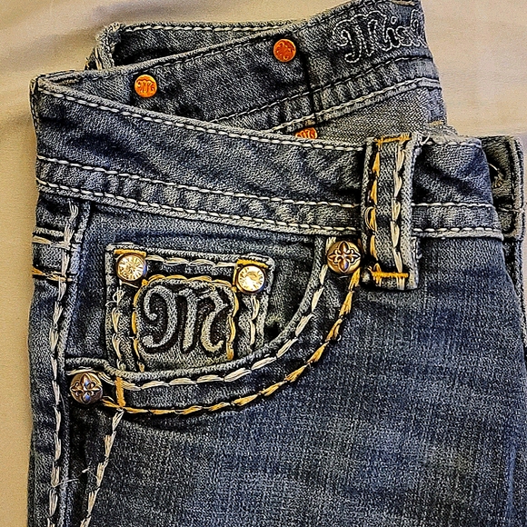 Miss Me Jeans - Picture 5 of 8